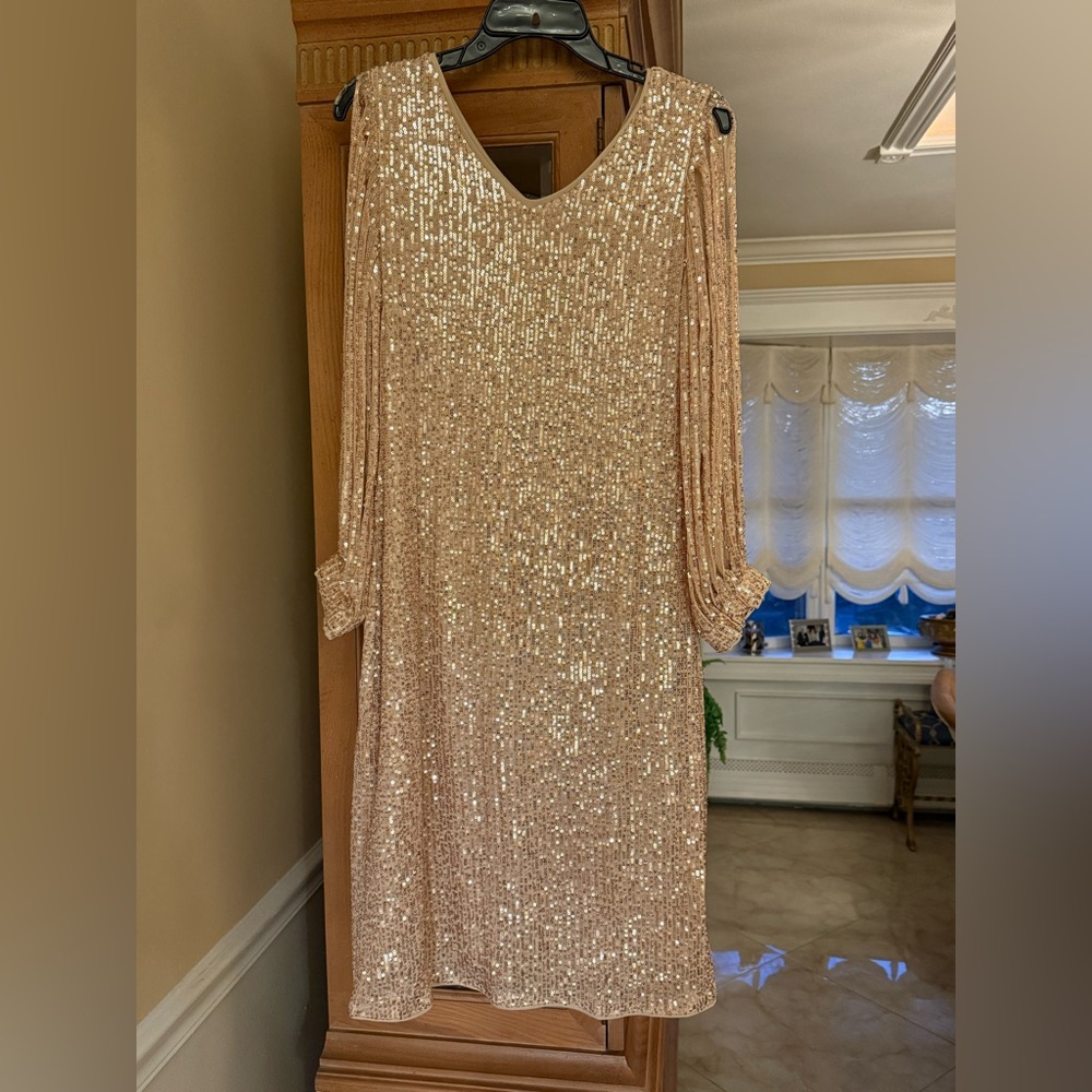 Elegant Sequin Midi Dress - Gold